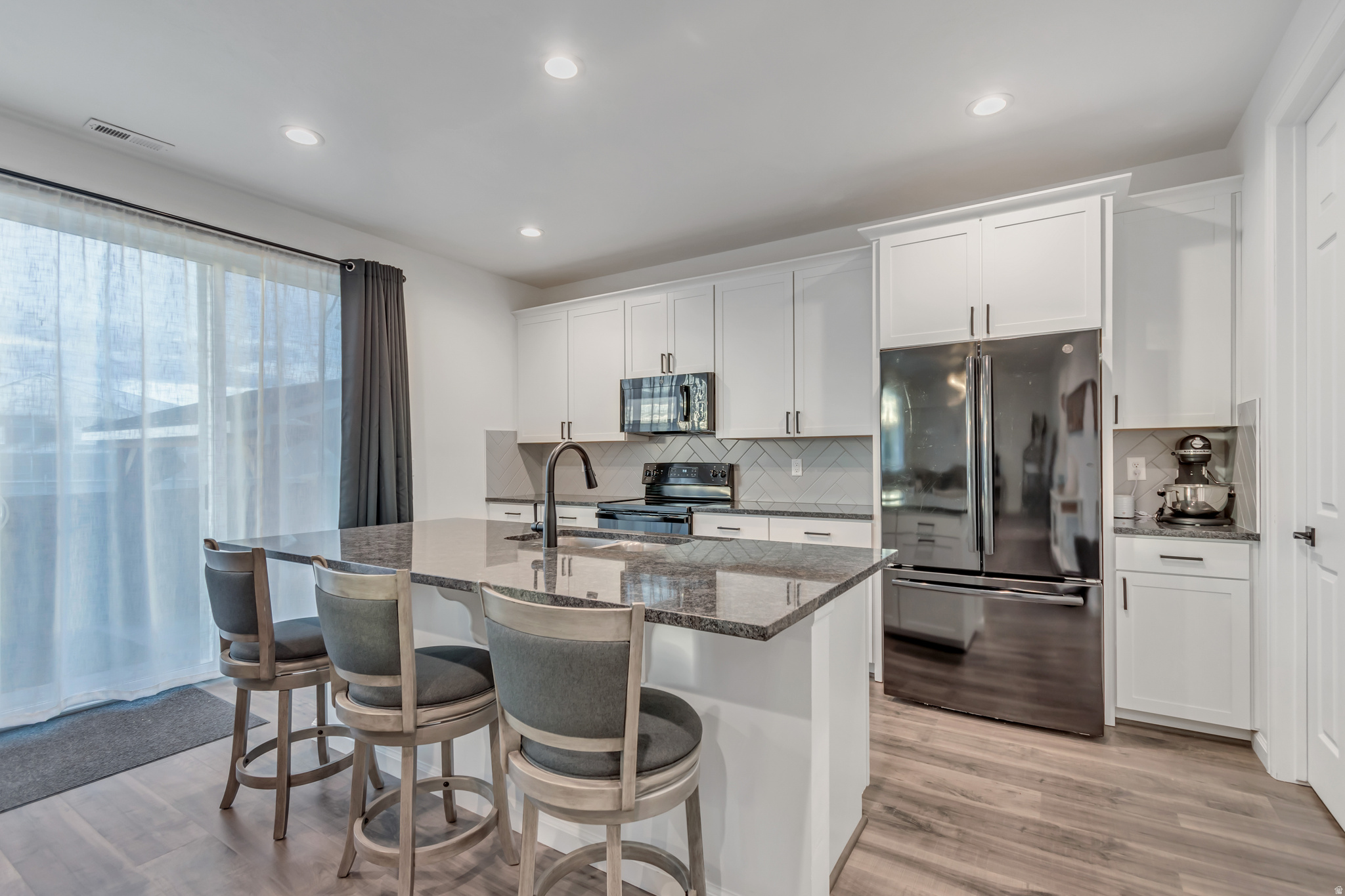 SALEM PARK - Residential