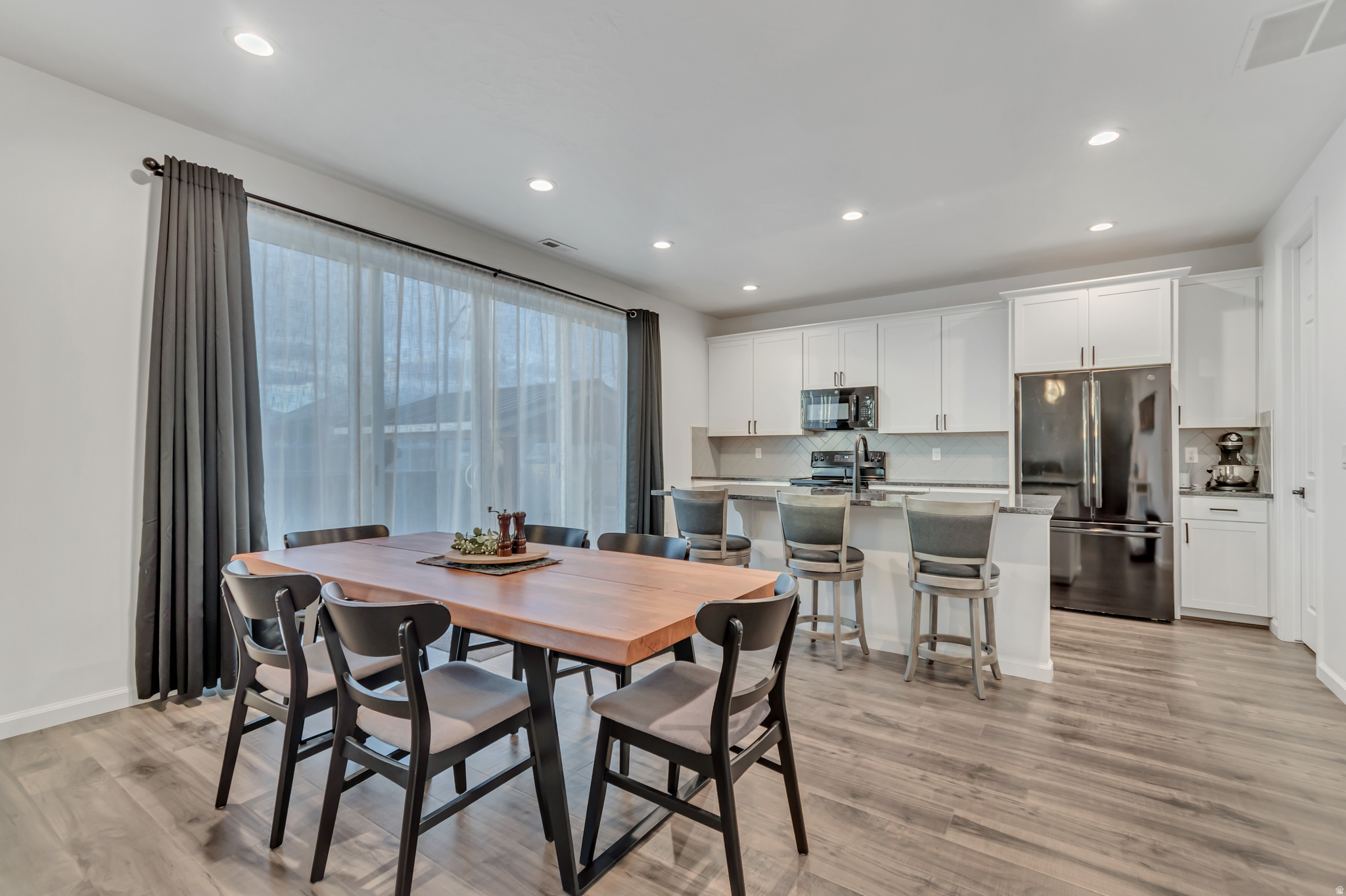 SALEM PARK - Residential