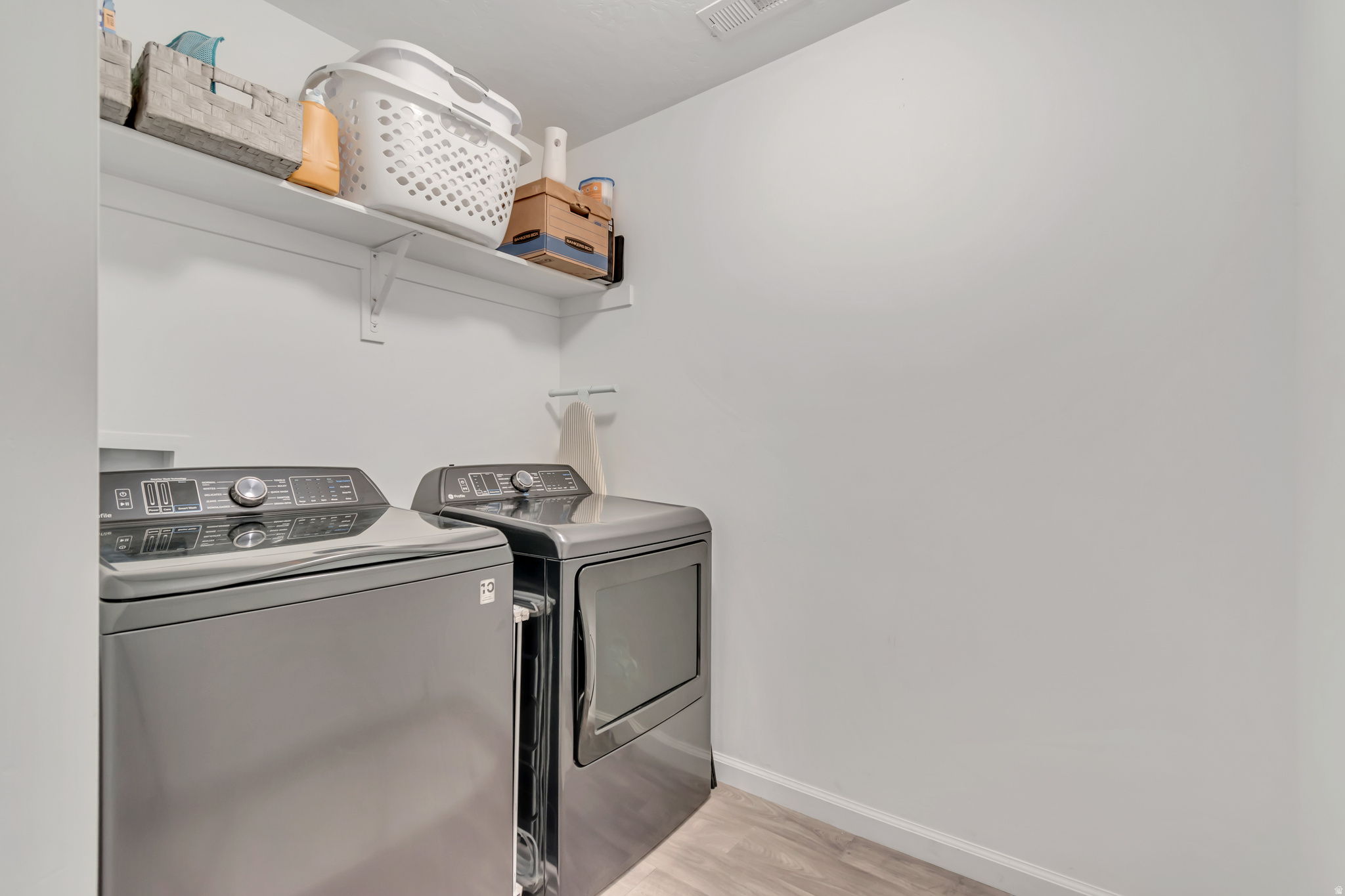 SALEM PARK - Residential