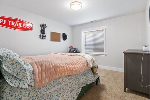 Tiny photo for 286 W SKY CT, Saratoga Springs, UT 84045 (MLS # 2134905)