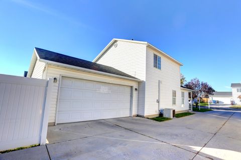 Tiny photo for 833 W 250 N, Spanish Fork, UT 84660 (MLS # 2120508)