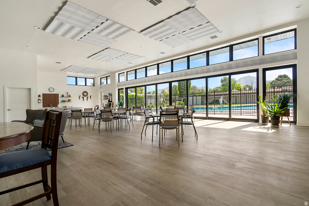 CAPRI CONDOS - Residential