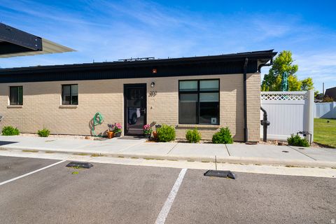 Photo of 861 E 3580 S #203, Millcreek, UT 84106 (MLS # 2158369)