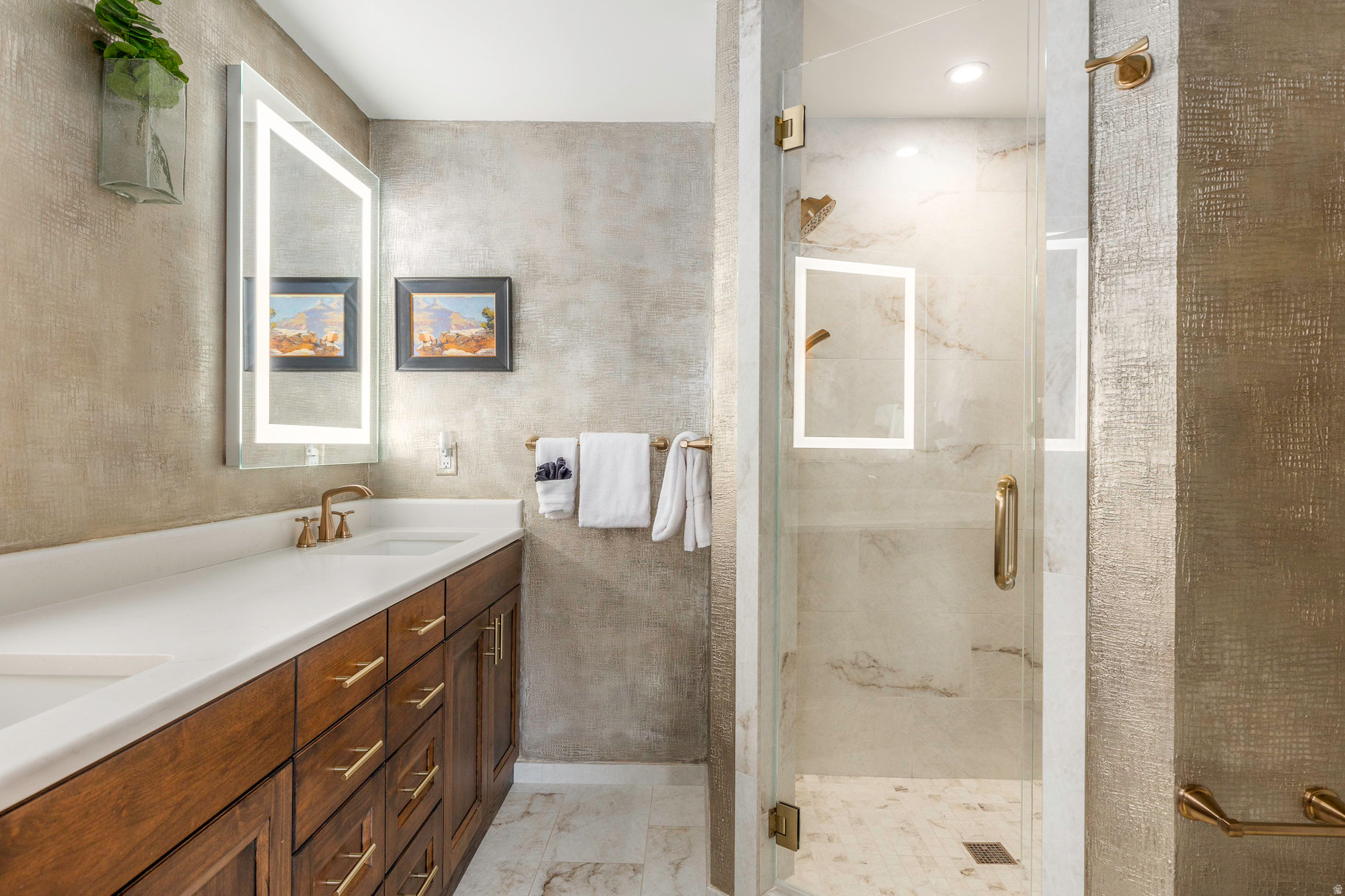 FAWNGROVE - Residential