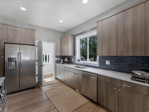 Tiny photo for 1046 S LINCOLN ST, Salt Lake City, UT 84105 (MLS # 2169796)