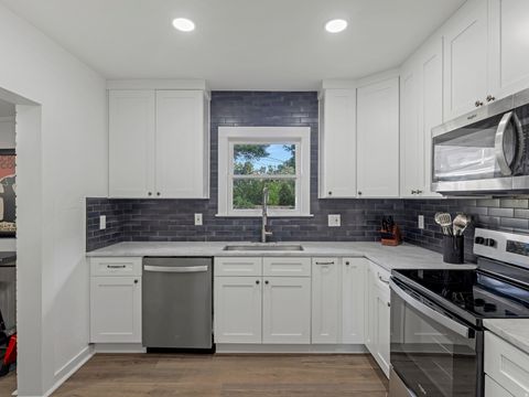 Tiny photo for 1046 S LINCOLN ST, Salt Lake City, UT 84105 (MLS # 2169796)