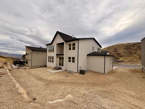Tiny photo for 5886 N CANYON RIM RD #622, Lehi, UT 84048 (MLS # 2123039)