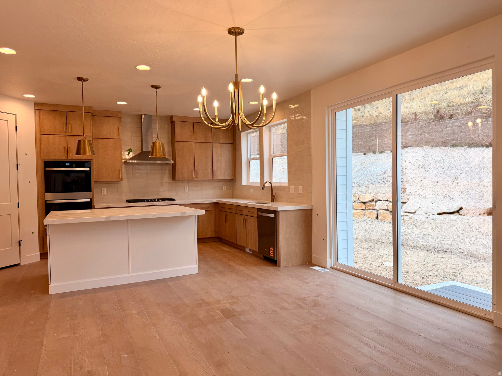 CANYON POINT - Residential