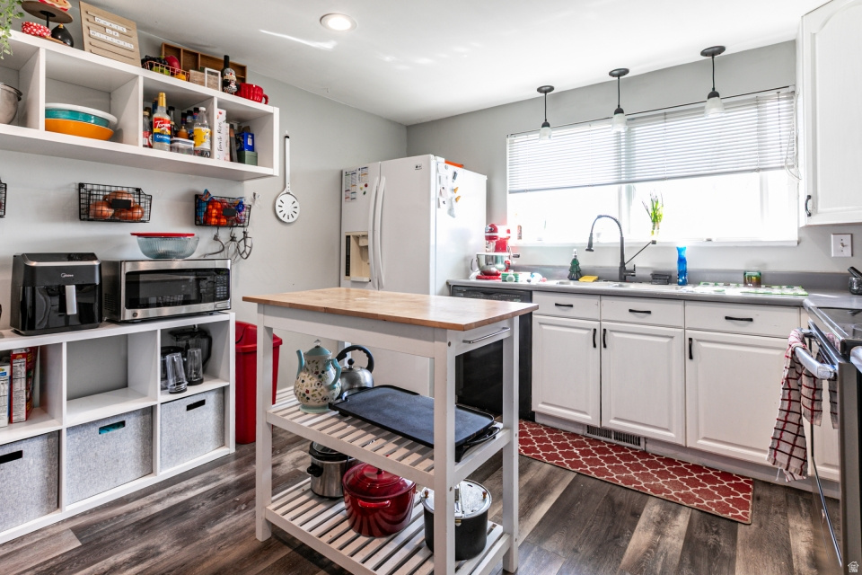 GLENDALE GARDENS PL - Residential