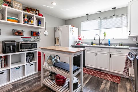 Tiny photo for 220 W 590 N, Layton, UT 84041 (MLS # 2144532)