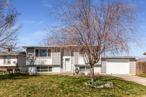 Photo of 220 W 590 N, Layton, UT 84041 (MLS # 2144532)