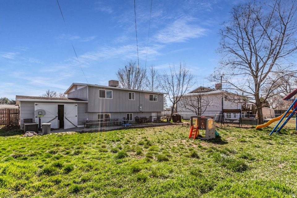 GLENDALE GARDENS PL - Residential