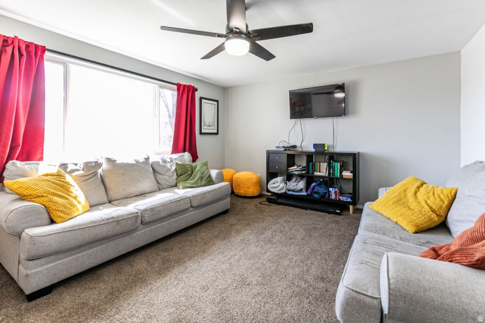 GLENDALE GARDENS PL - Residential