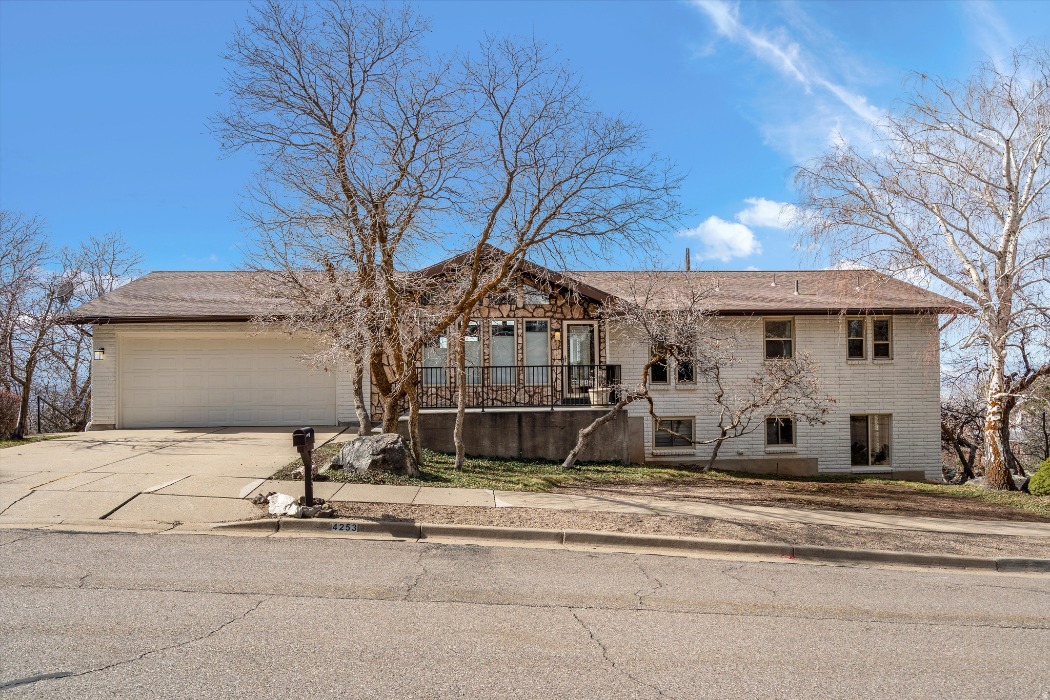 BEUS HILLS - Residential