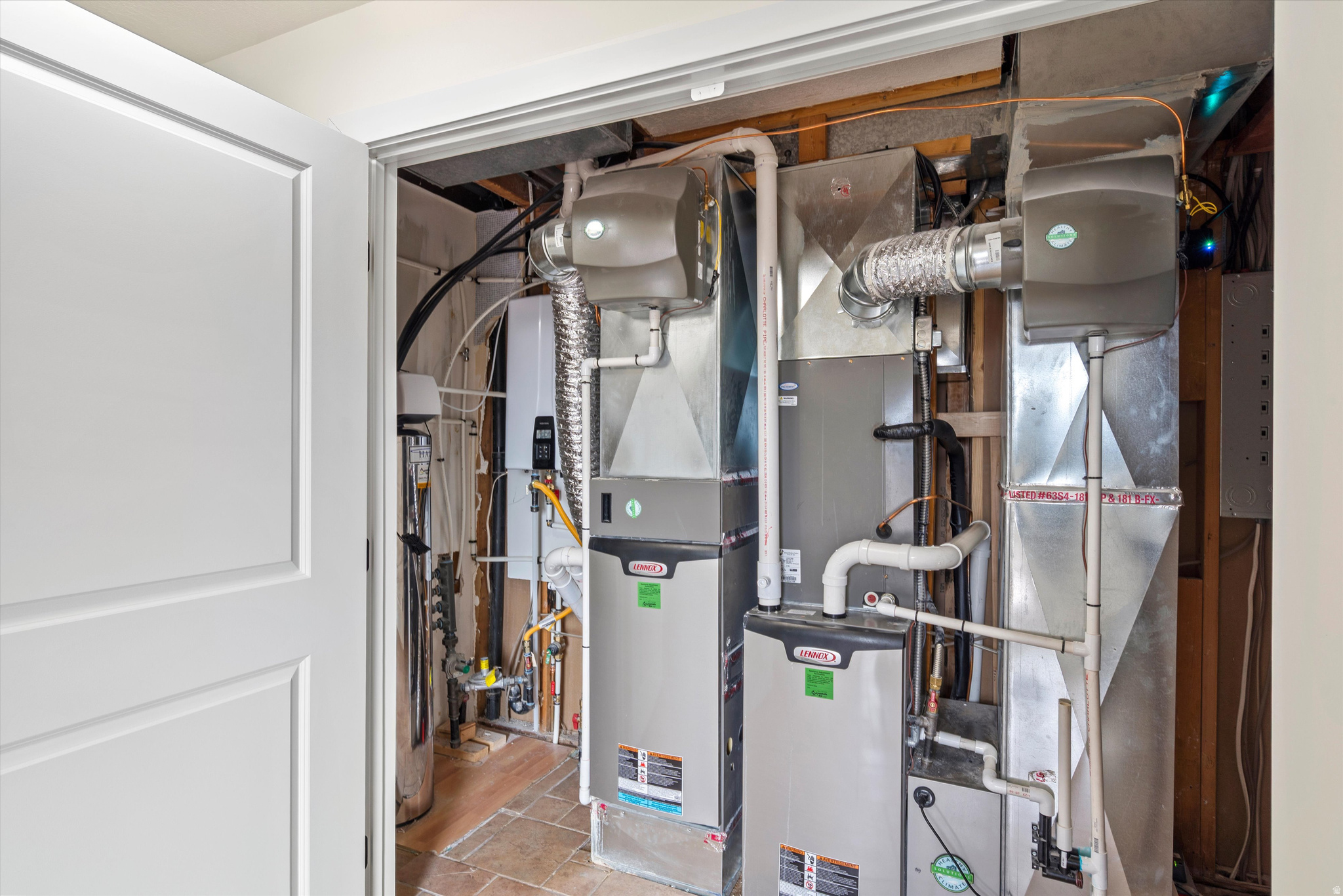 BEUS HILLS - Residential