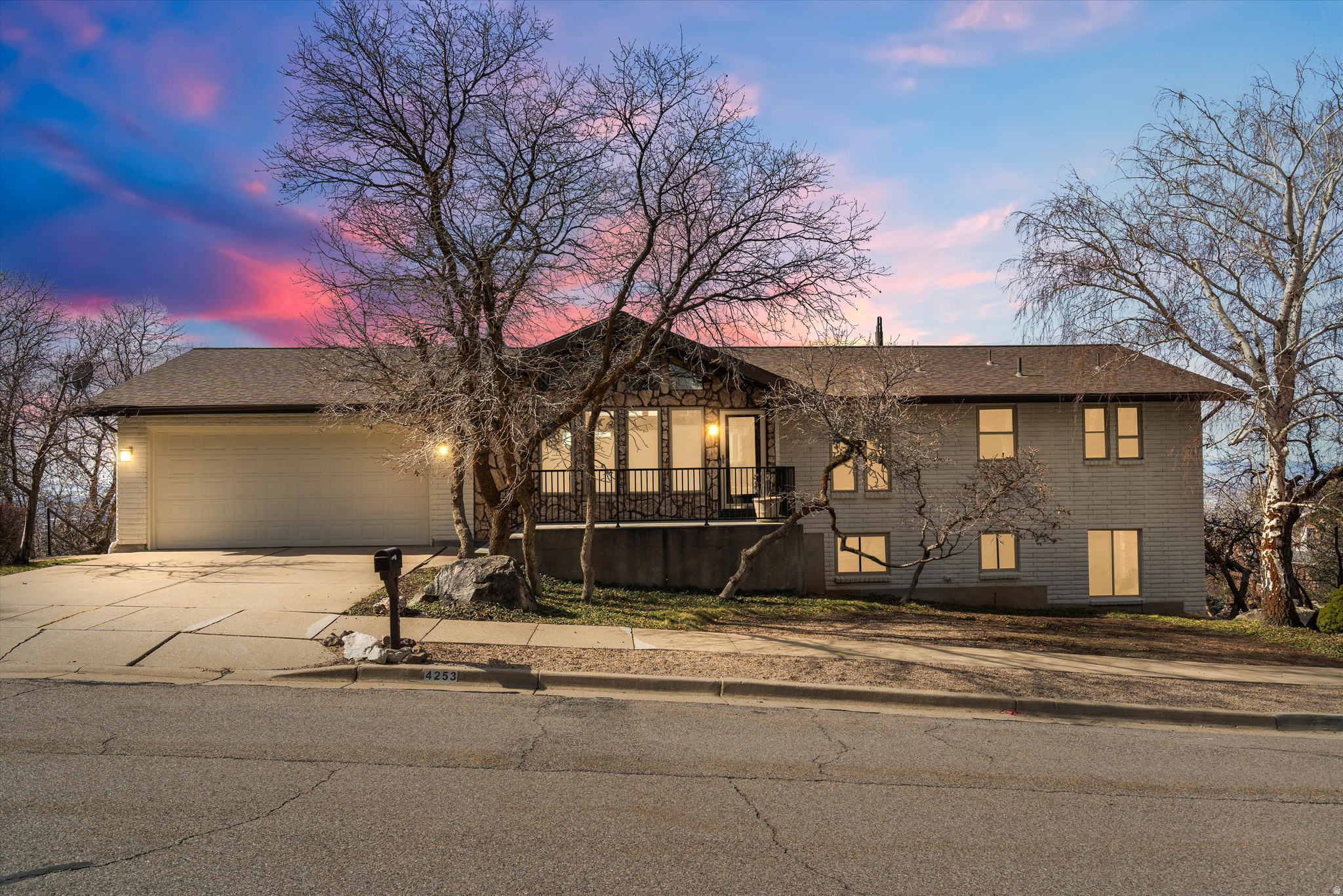 BEUS HILLS - Residential