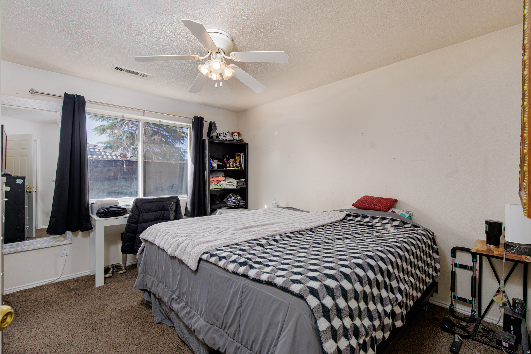 TWIN PALMS - Residential Income