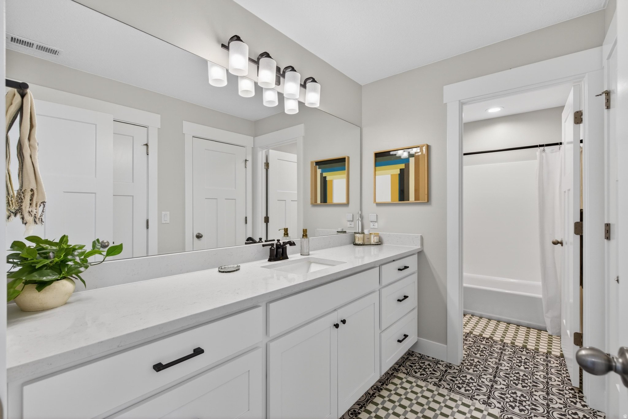 WHITING FARMS - Residential