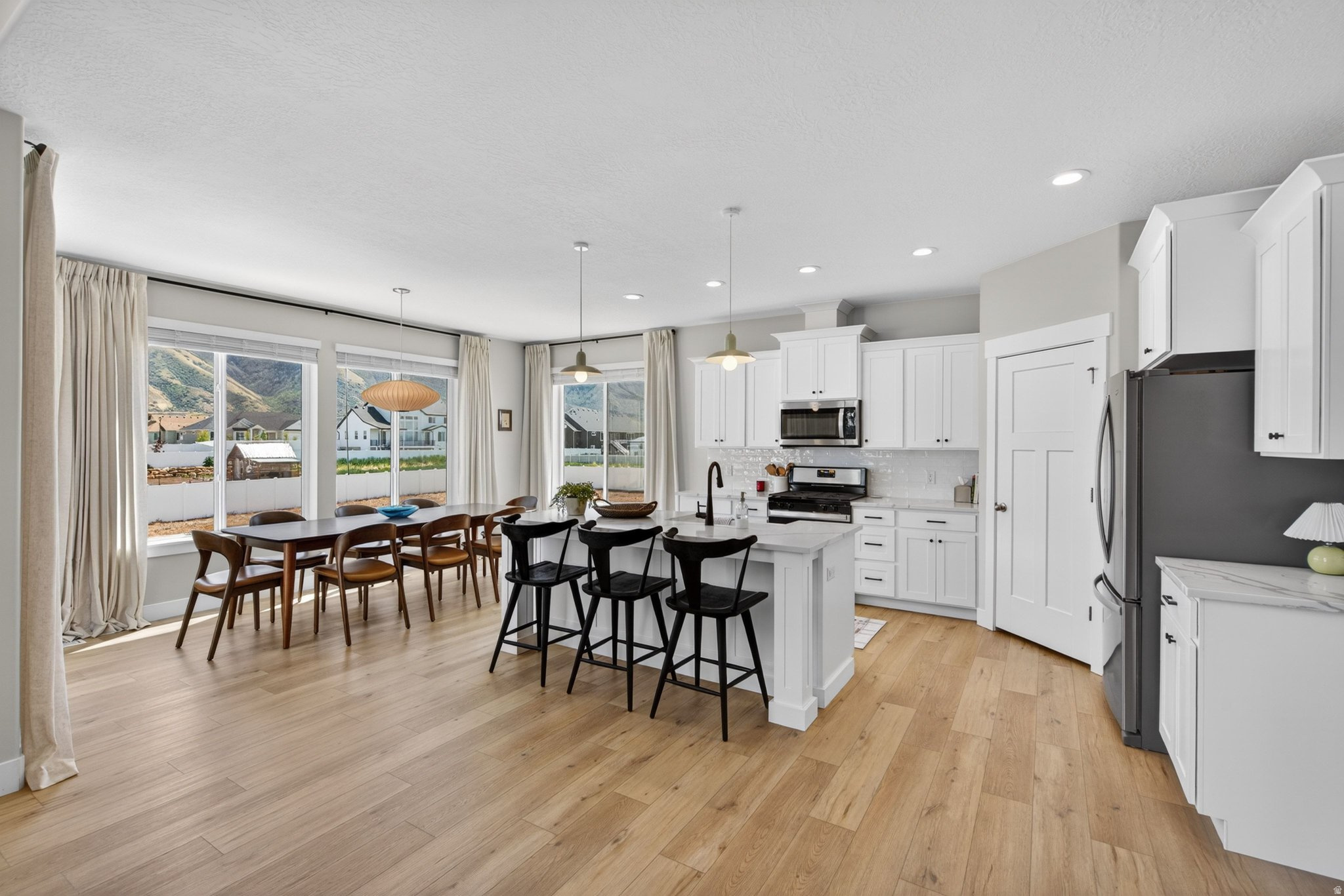 WHITING FARMS - Residential