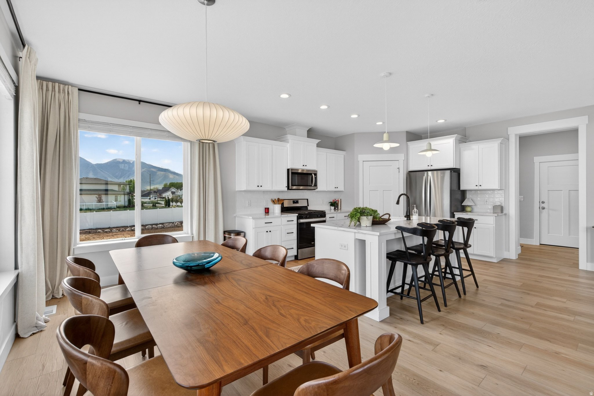 WHITING FARMS - Residential