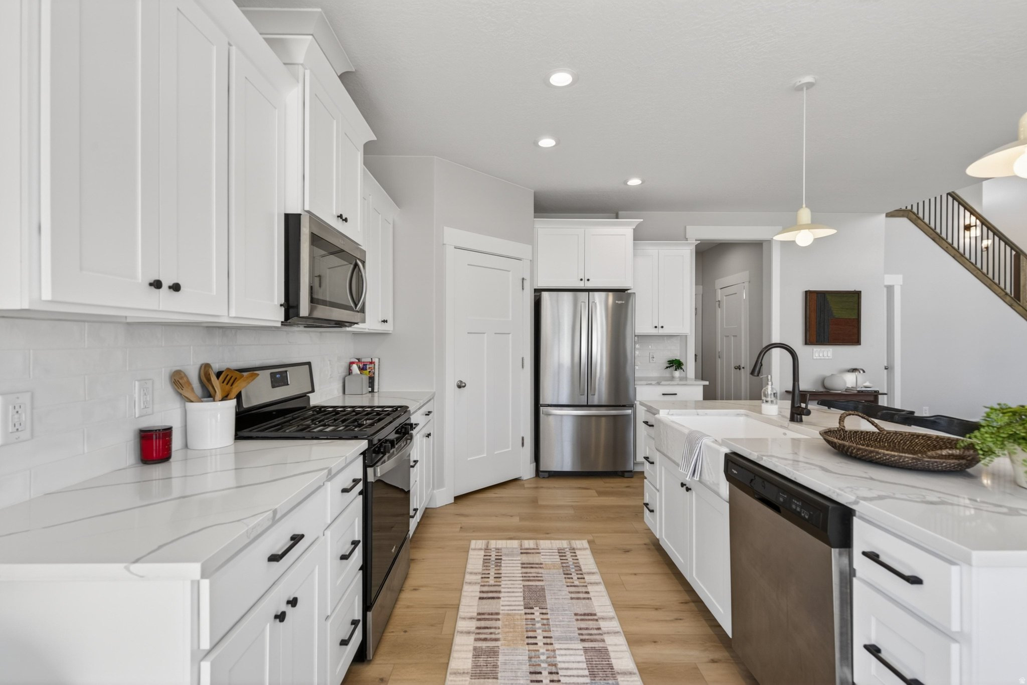 WHITING FARMS - Residential