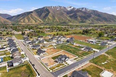 Tiny photo for 354 N 800 W, Mapleton, UT 84664 (MLS # 2152242)