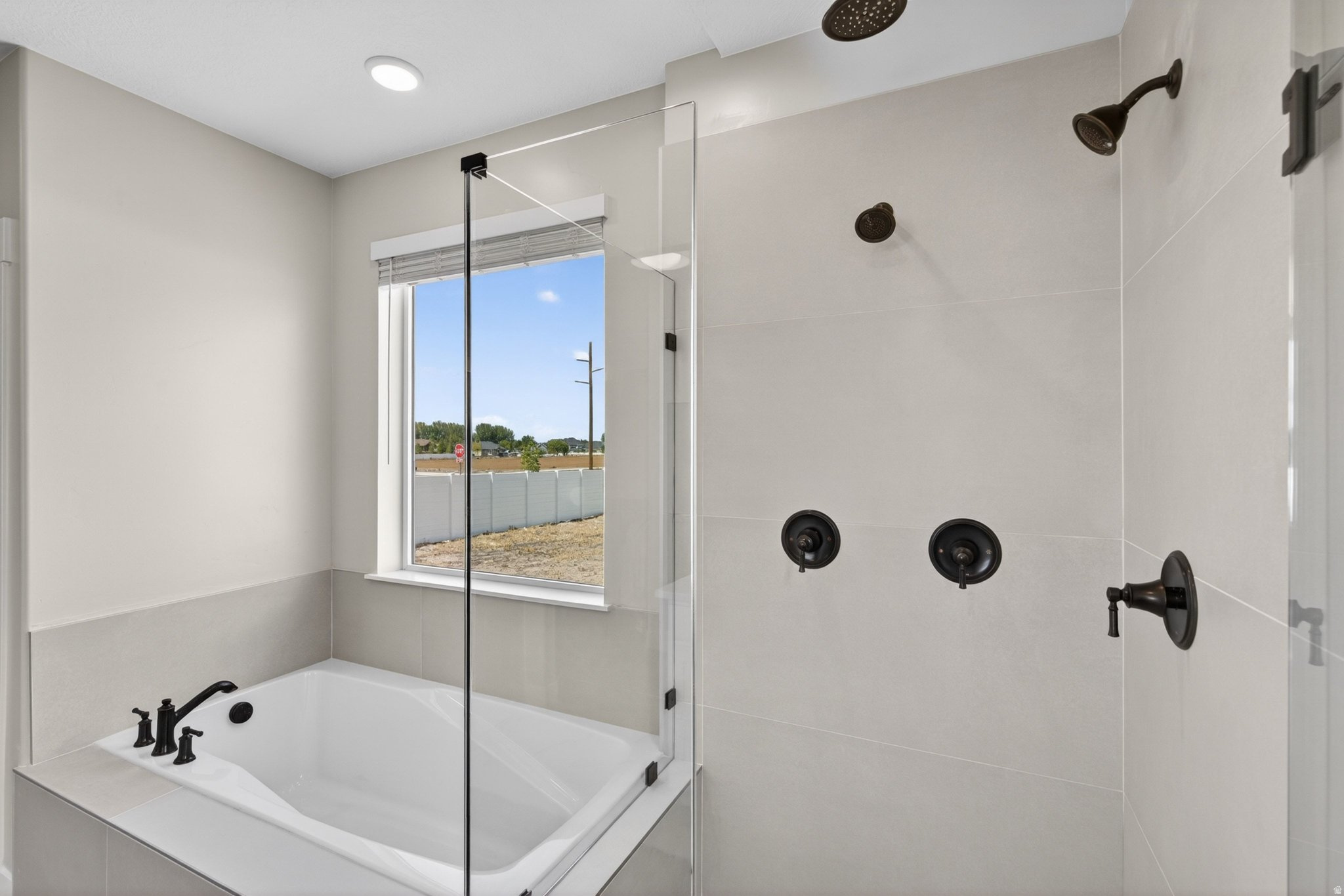 WHITING FARMS - Residential