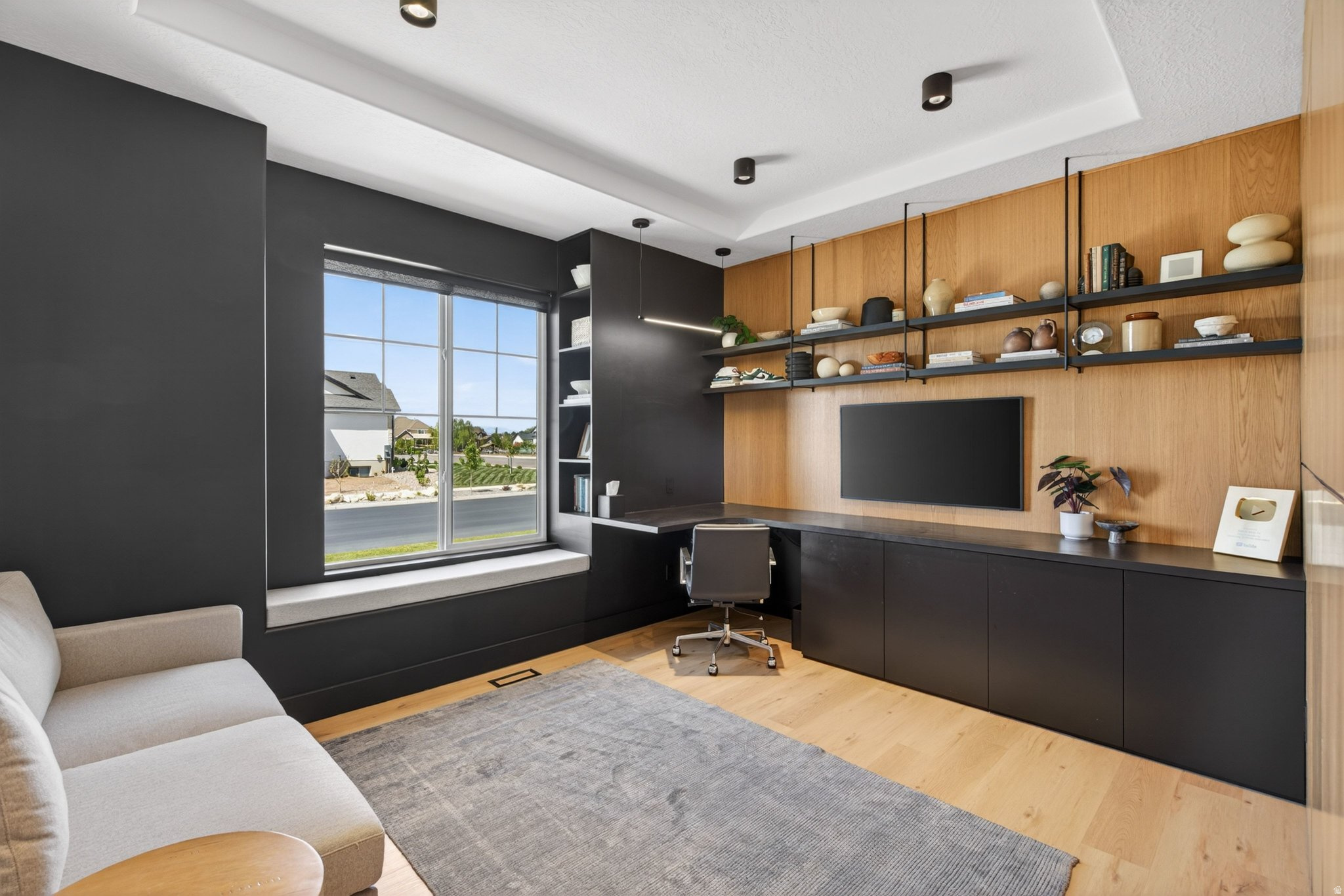 WHITING FARMS - Residential