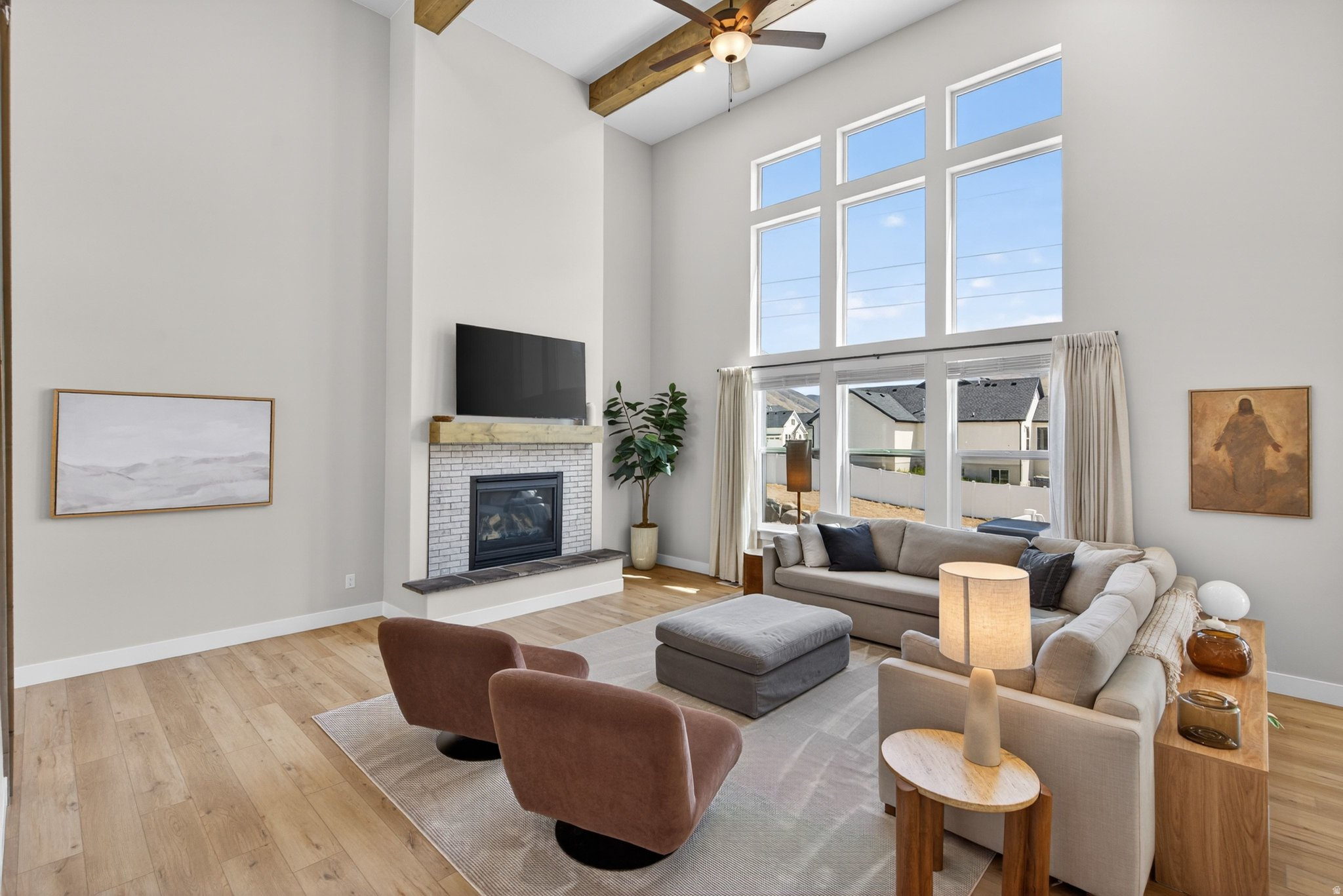 WHITING FARMS - Residential