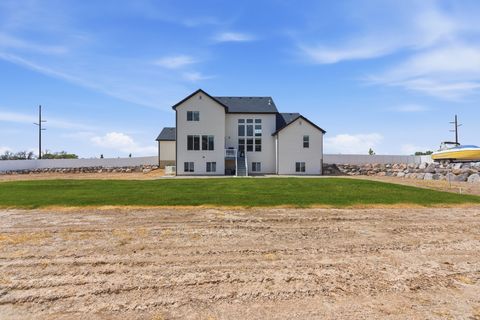 Tiny photo for 354 N 800 W, Mapleton, UT 84664 (MLS # 2152242)