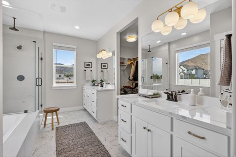 Tiny photo for 354 N 800 W, Mapleton, UT 84664 (MLS # 2152242)