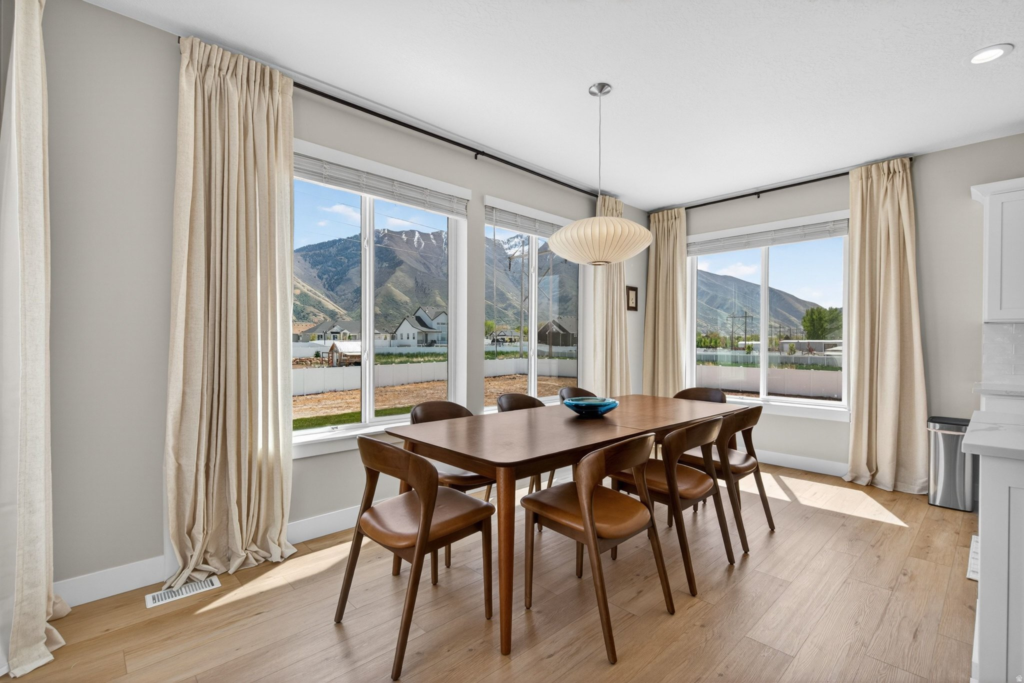 WHITING FARMS - Residential