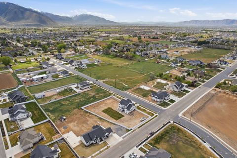 Tiny photo for 354 N 800 W, Mapleton, UT 84664 (MLS # 2152242)