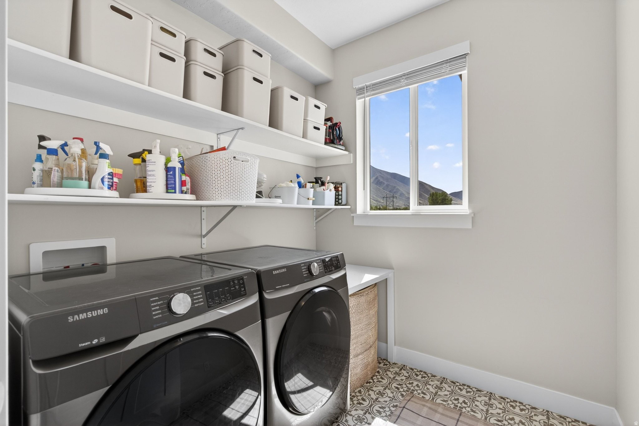 WHITING FARMS - Residential