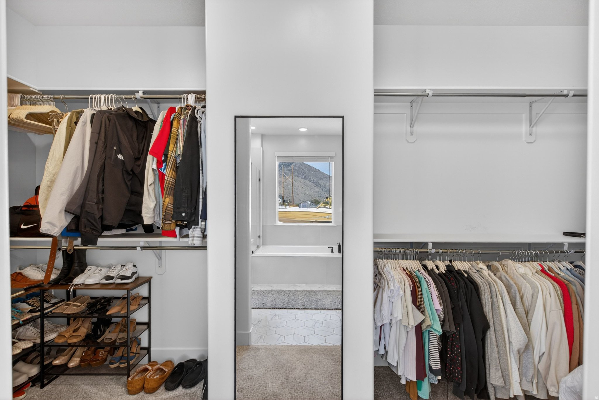 WHITING FARMS - Residential