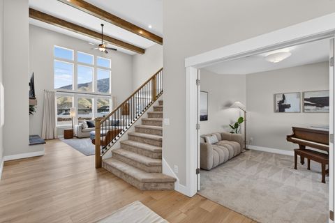 Tiny photo for 354 N 800 W, Mapleton, UT 84664 (MLS # 2152242)