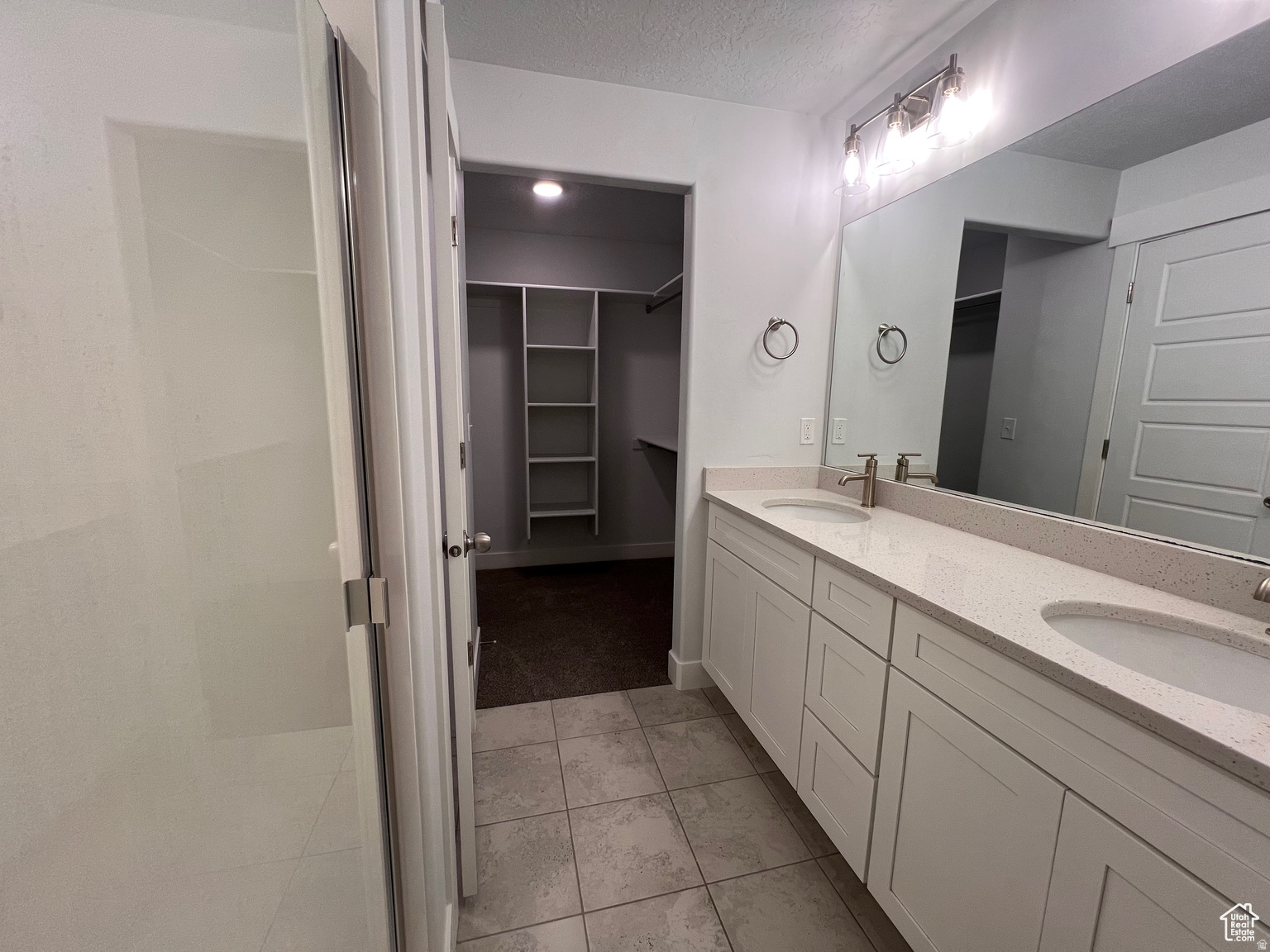 WILLOW POINT - Residential