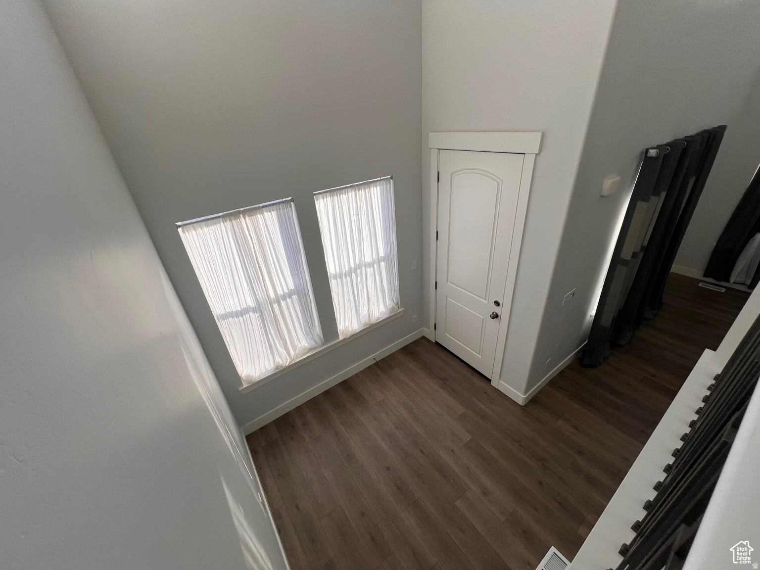 WILLOW POINT - Residential