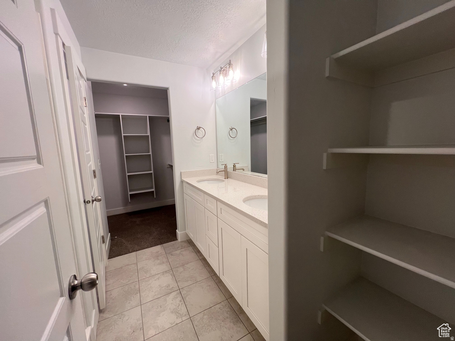 WILLOW POINT - Residential