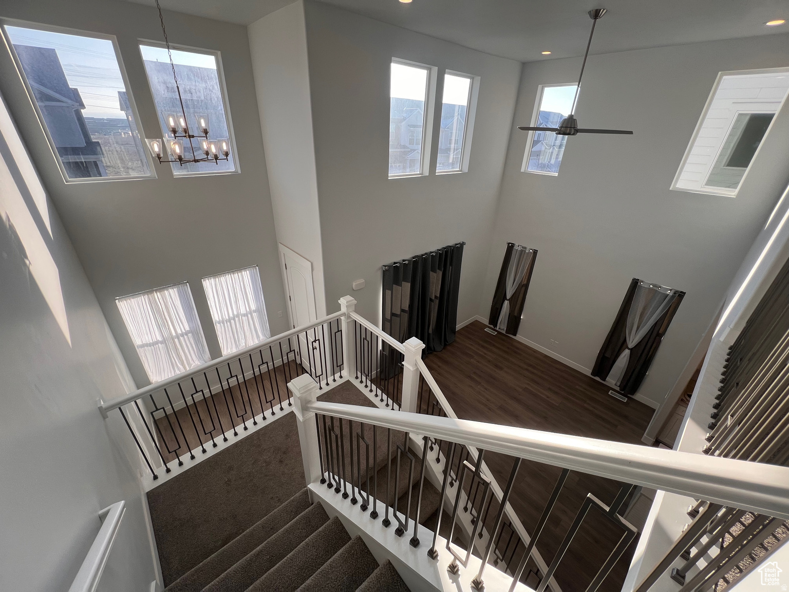 WILLOW POINT - Residential