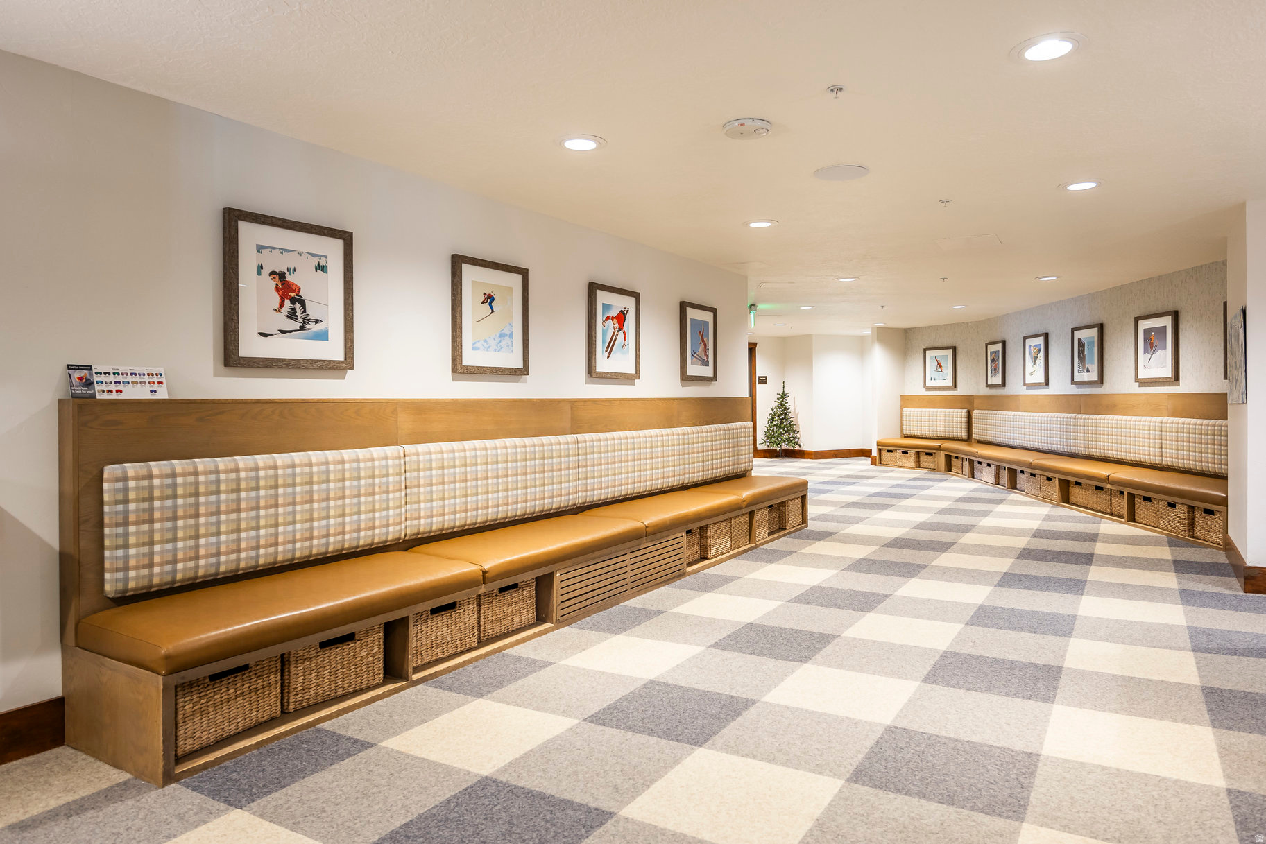 HYATT CENTRIC - Residential