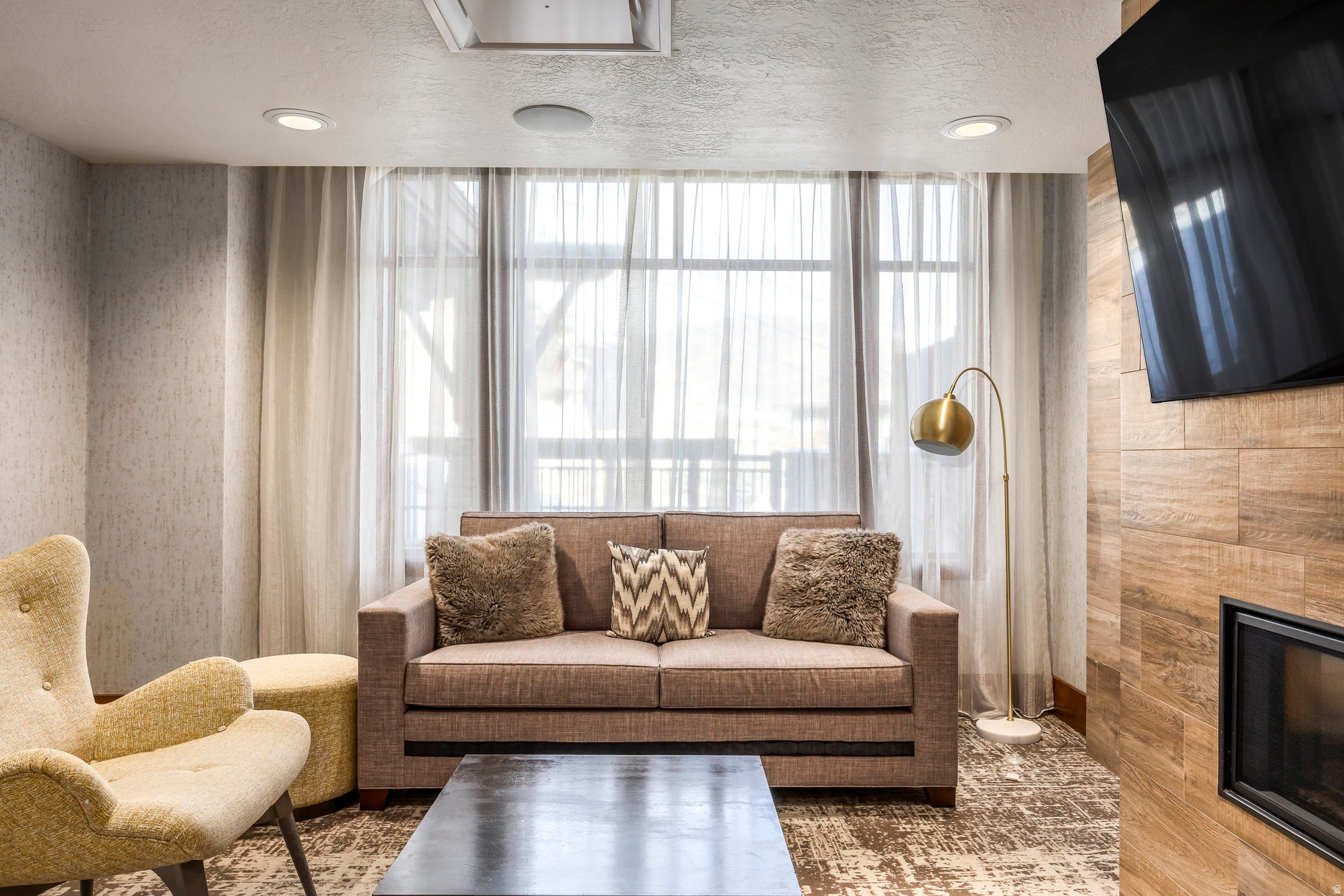 HYATT CENTRIC - Residential