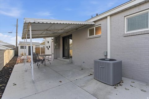 Tiny photo for 5231 S 4620 W, Salt Lake City, UT 84118 (MLS # 2129113)