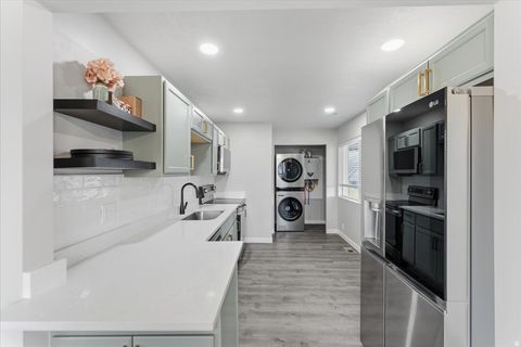 Tiny photo for 5231 S 4620 W, Salt Lake City, UT 84118 (MLS # 2129113)