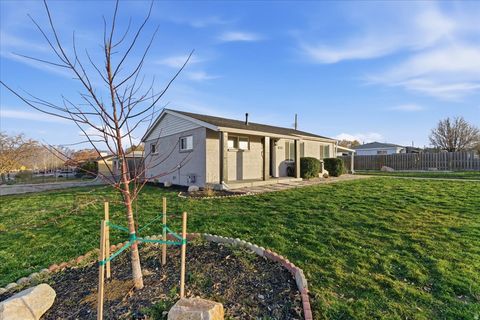 Tiny photo for 5231 S 4620 W, Salt Lake City, UT 84118 (MLS # 2129113)