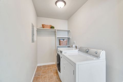 Tiny photo for 282 W 605 N #A, Centerville, UT 84014 (MLS # 2144659)