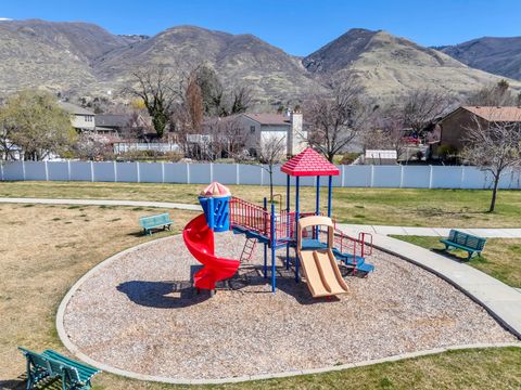 Tiny photo for 282 W 605 N #A, Centerville, UT 84014 (MLS # 2144659)