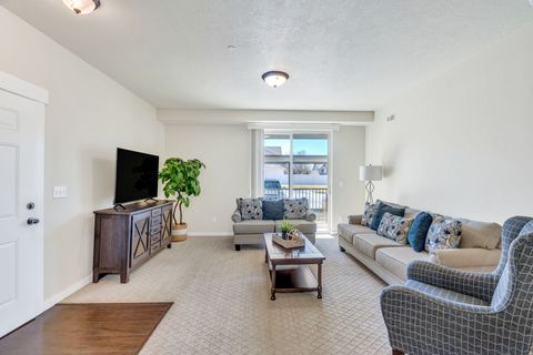 Tiny photo for 282 W 605 N #A, Centerville, UT 84014 (MLS # 2144659)