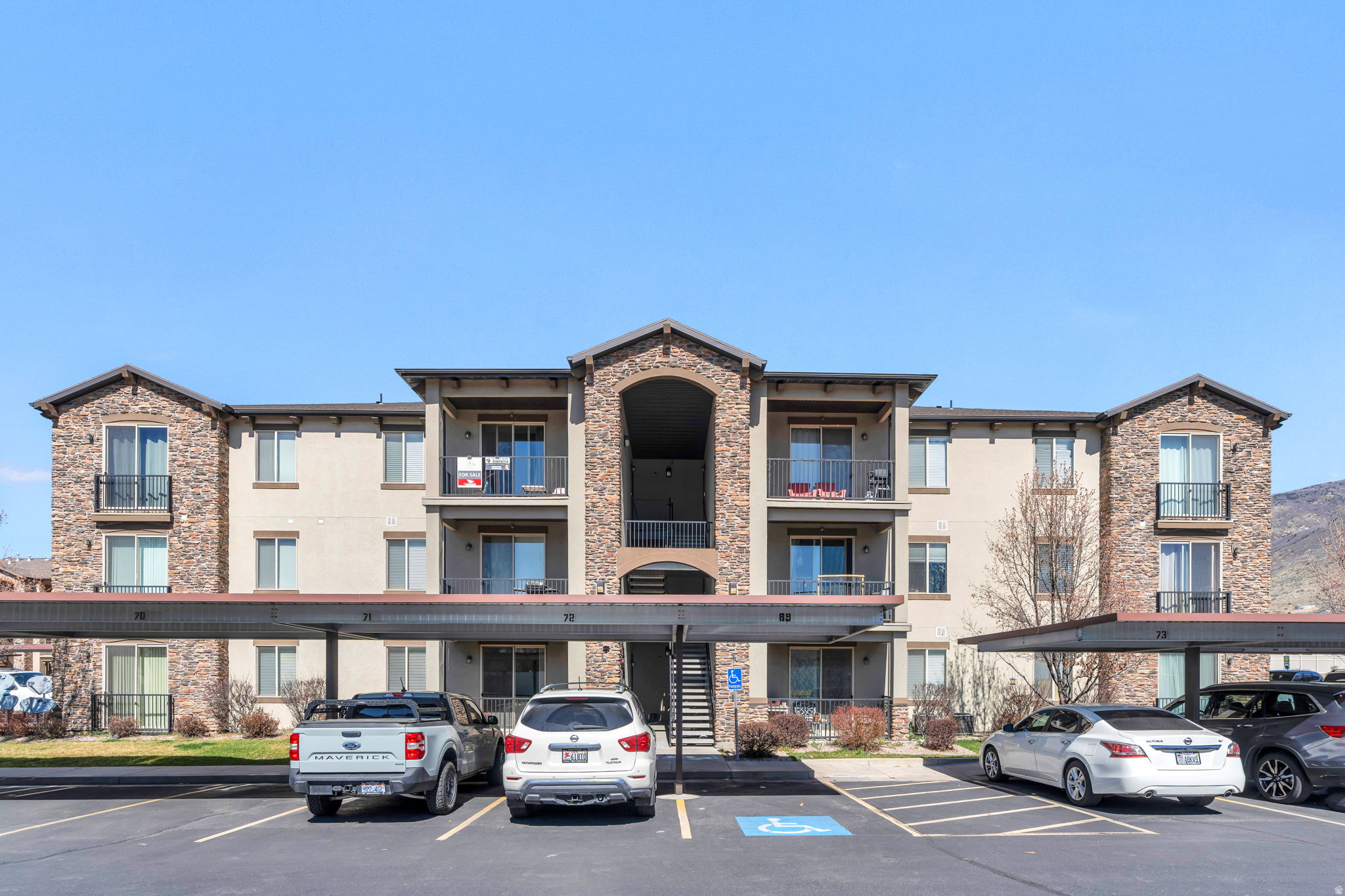 PINEAE VILLAGE PLAT - Residential