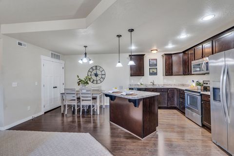 Tiny photo for 282 W 605 N #A, Centerville, UT 84014 (MLS # 2144659)